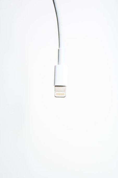 Kabel do ładowania smartfonu
